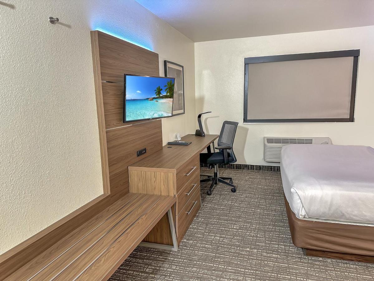Estherville Hotel&Suites Buitenkant foto