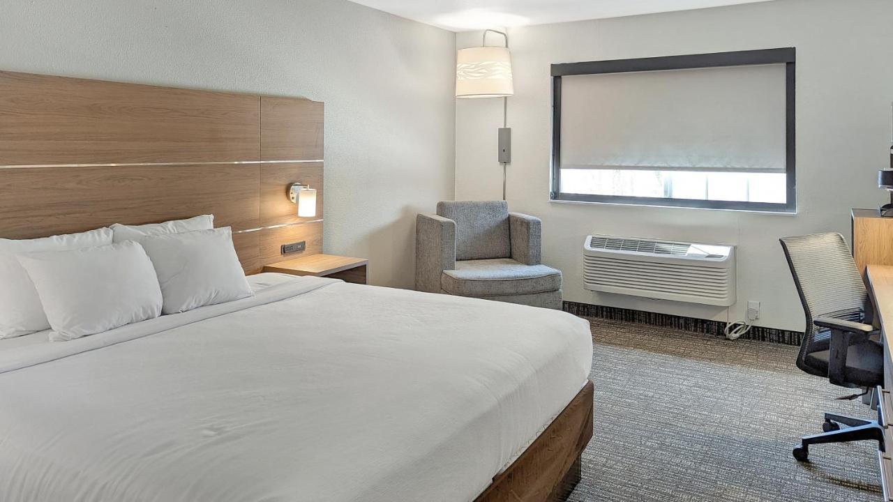 Estherville Hotel&Suites Buitenkant foto