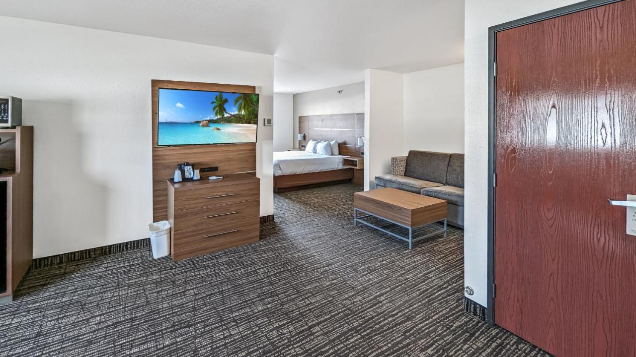 Estherville Hotel&Suites Buitenkant foto
